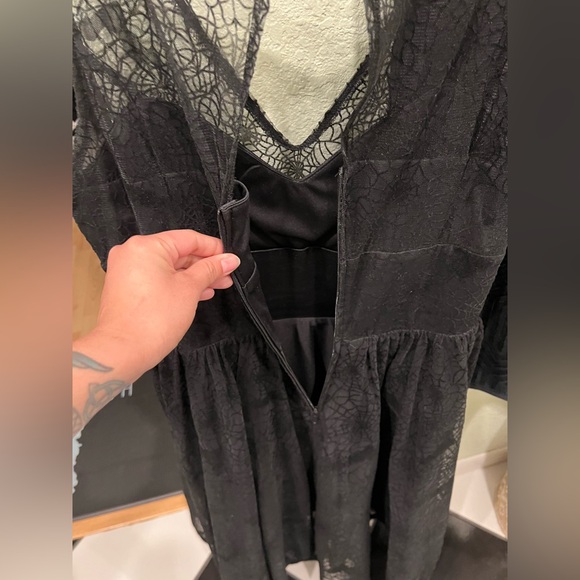 Hell Bunny Spider Web Bats Mesh Velvet Elegant Black Dress Pinup Halloween - Picture 10 of 12